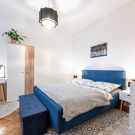 Mojmirova Apartment Kosice Center ภายนอก รูปภาพ