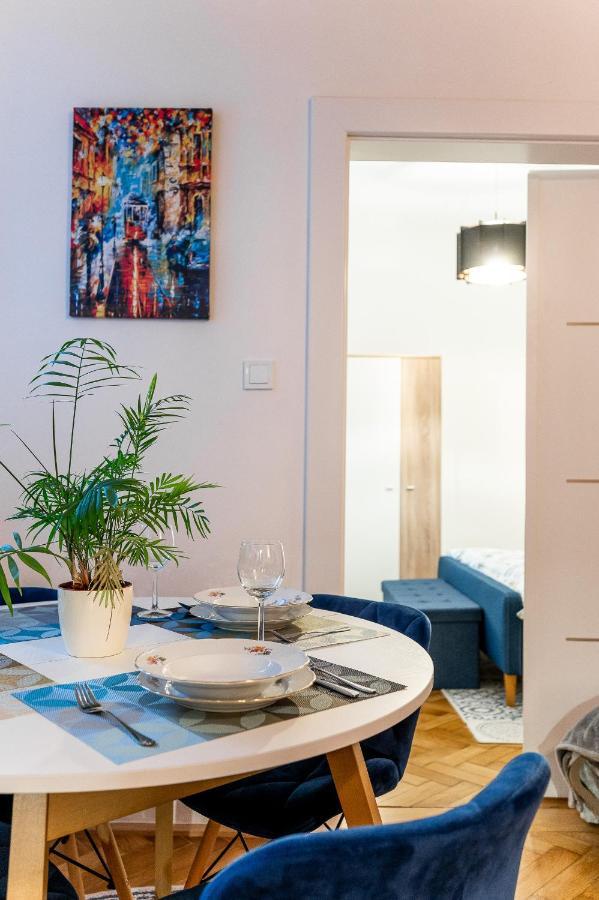 Mojmirova Apartment Kosice Center ภายนอก รูปภาพ