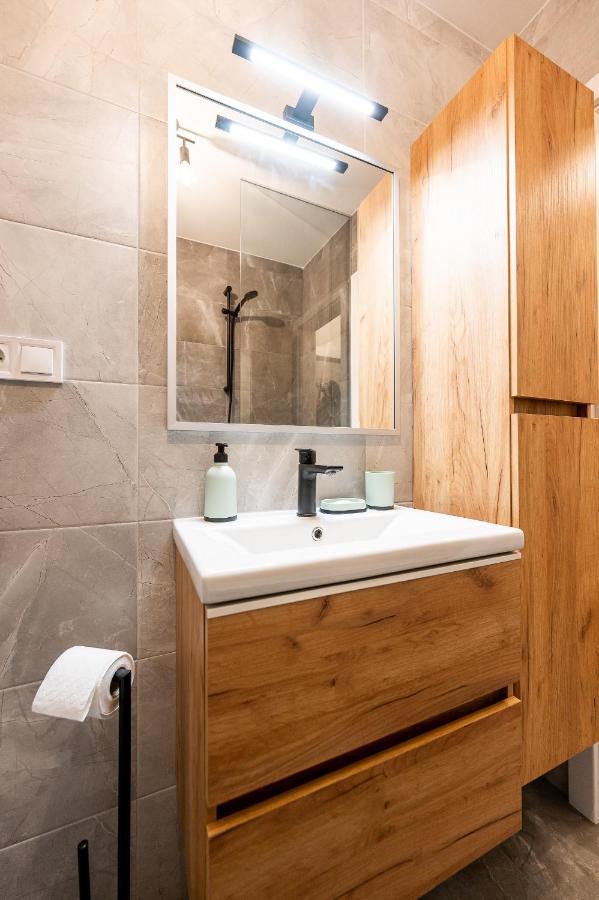 Mojmirova Apartment Kosice Center ภายนอก รูปภาพ